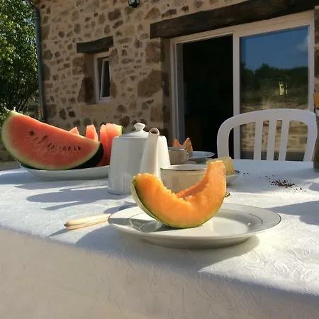 Des Vergnes Nyaraló Esse